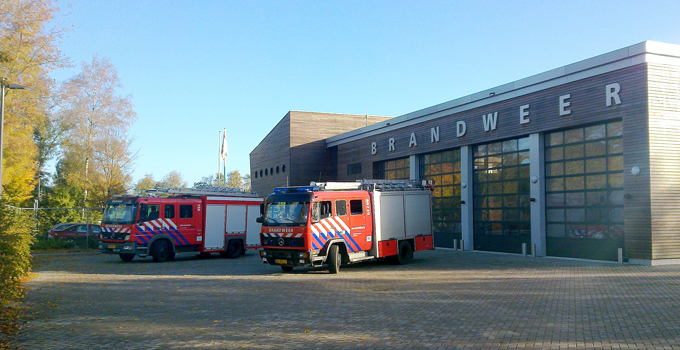 De brandweerkazerne van Eemnes aan de Noordersingel